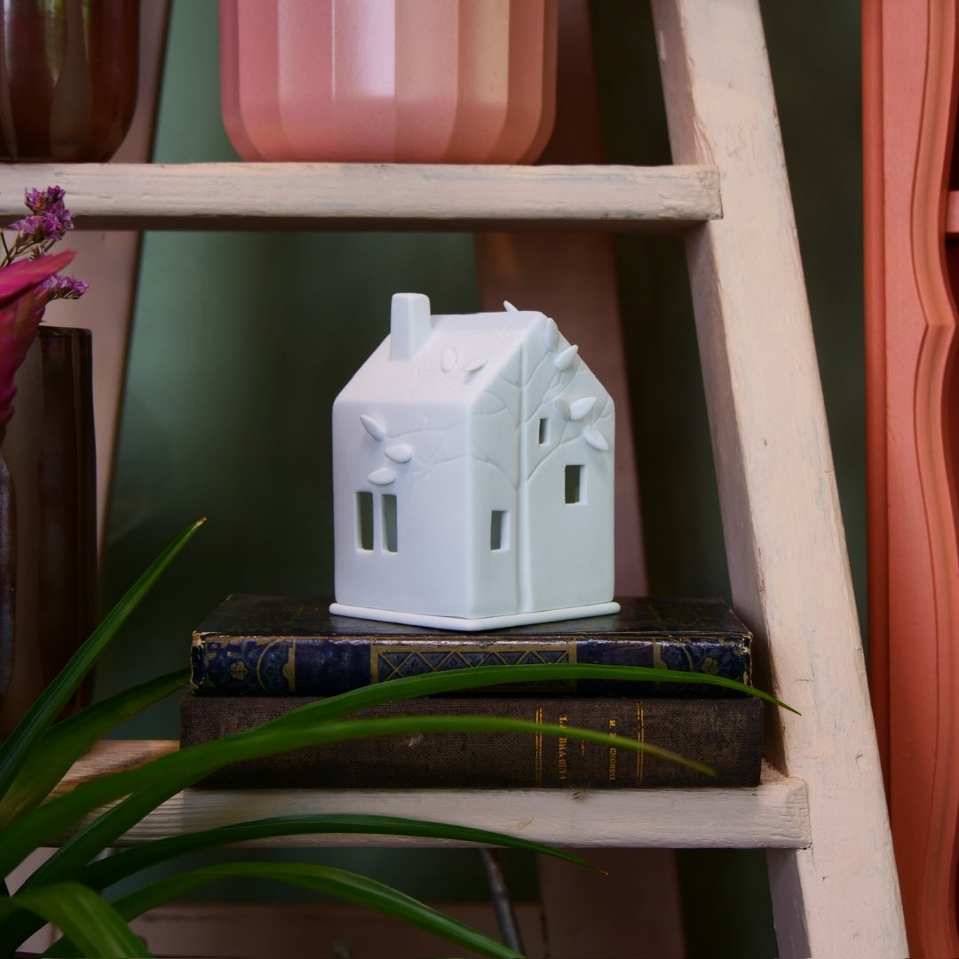 RÄDER – Photophore maison en porcelaine blanche