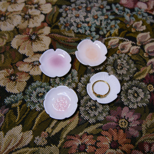 RÄDER – Mini coupelle fleurie en porcelaine